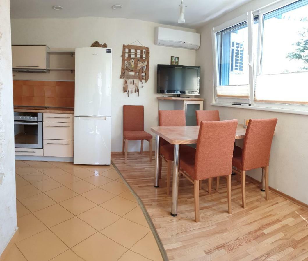 Taikos 24-7A Apartment Nida Ngoại thất bức ảnh